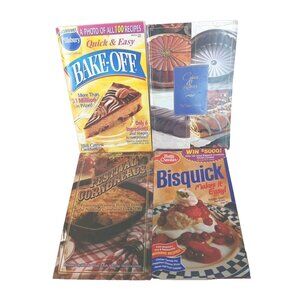 Lot of 4 Cookbook Mags Pillsbury Betty Crocker- Cornbreads- Cake &Loaves Recipes